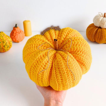 Rustic Pumpkin Centerpiece for Fall / Rustikale Kürbisse