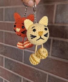 Cat Keychain English_US