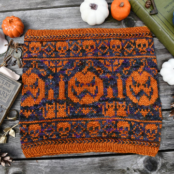 Pumpkins and Cats Cowl (Knit)