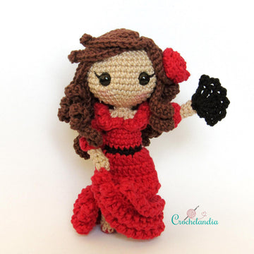 Bizet's Carmen amigurumi doll - crochet pattern by Crochelandia