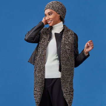 Hazelton Scarf & Reversible Hat - Knitting Pattern for Women in Tahki Yarns Superwash Merino Worsted Twist by Tahki Yarns - Downloadable PDF