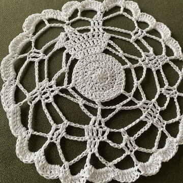 Easter Bunny Doily