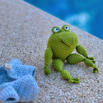 Frog amigurumi keychain bag charm with jacket crochet pattern P19