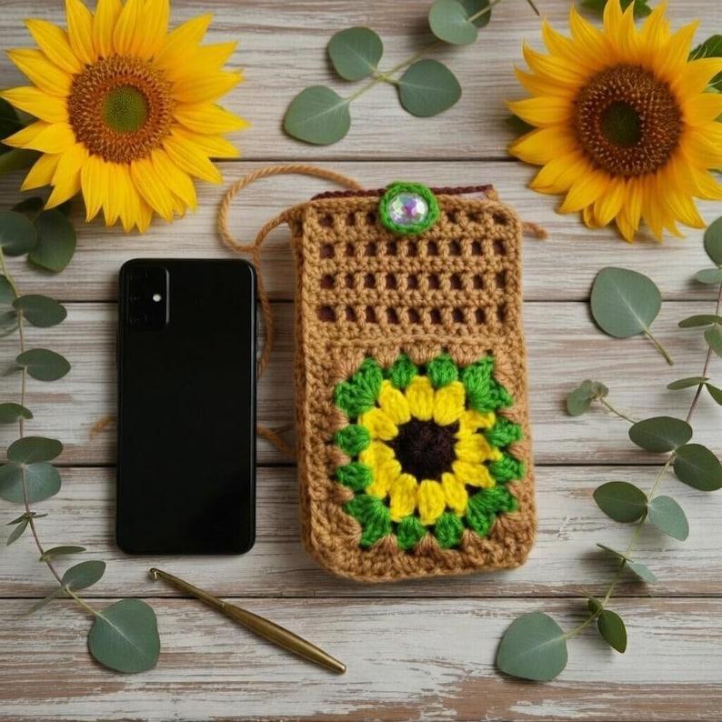 Crochet Phone Bag with Pocket Pattern – Crossbody Pouch PDF + Video Tutorial