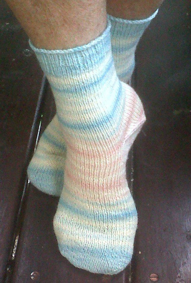 Vanilla Socks [Toe-up & afterthought heel]