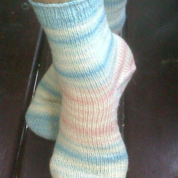 Vanilla Socks [Toe-up & afterthought heel]