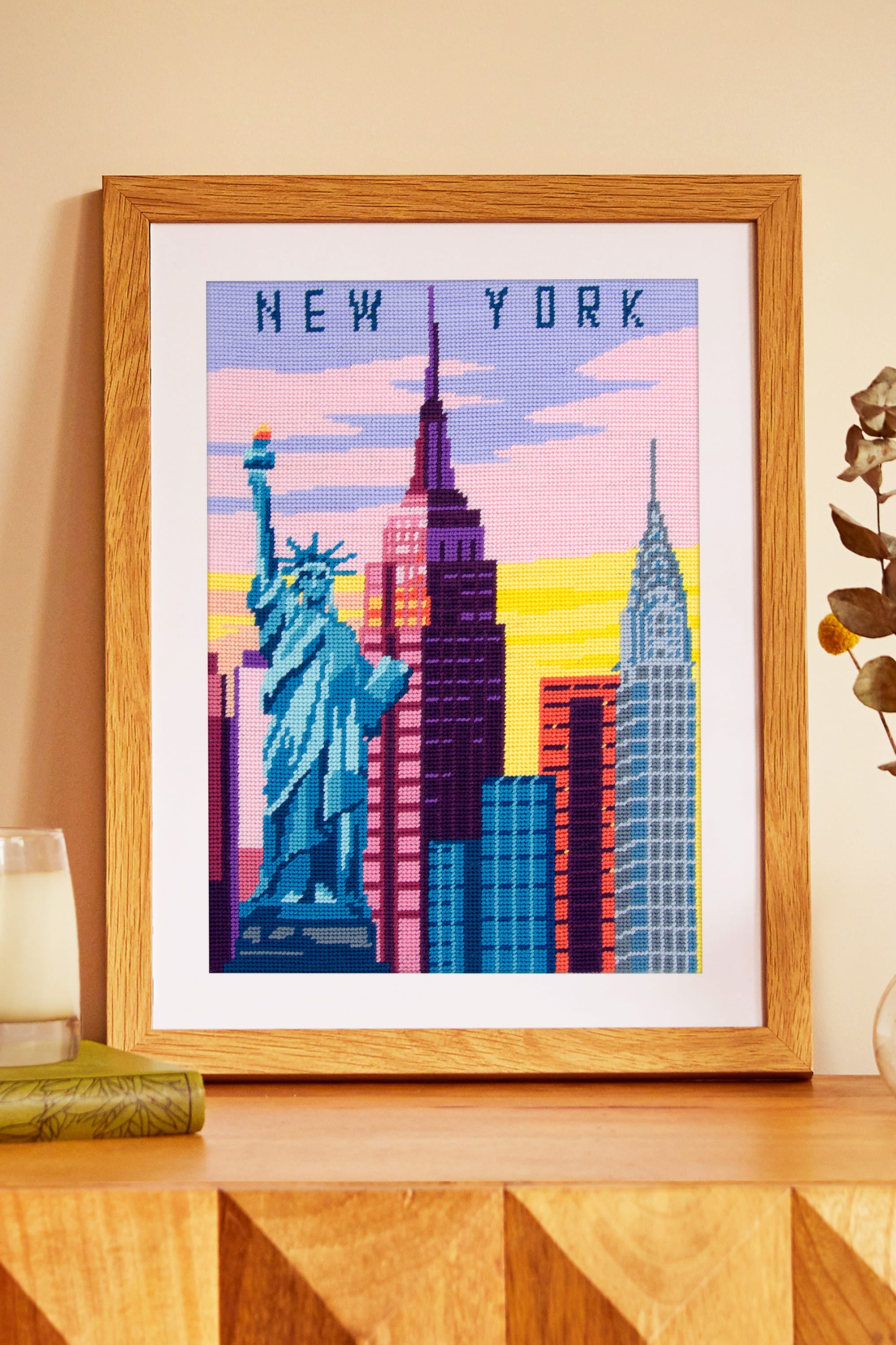 DMC New York Tapestry Kit - 30 x 42cm