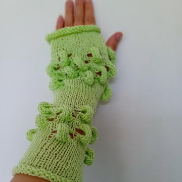 Fingerless Staggered loops