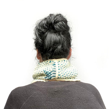 Kentia Cowl