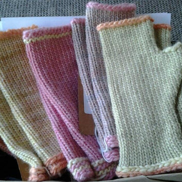 Natur-ally Simple DK Fingerless Gloves