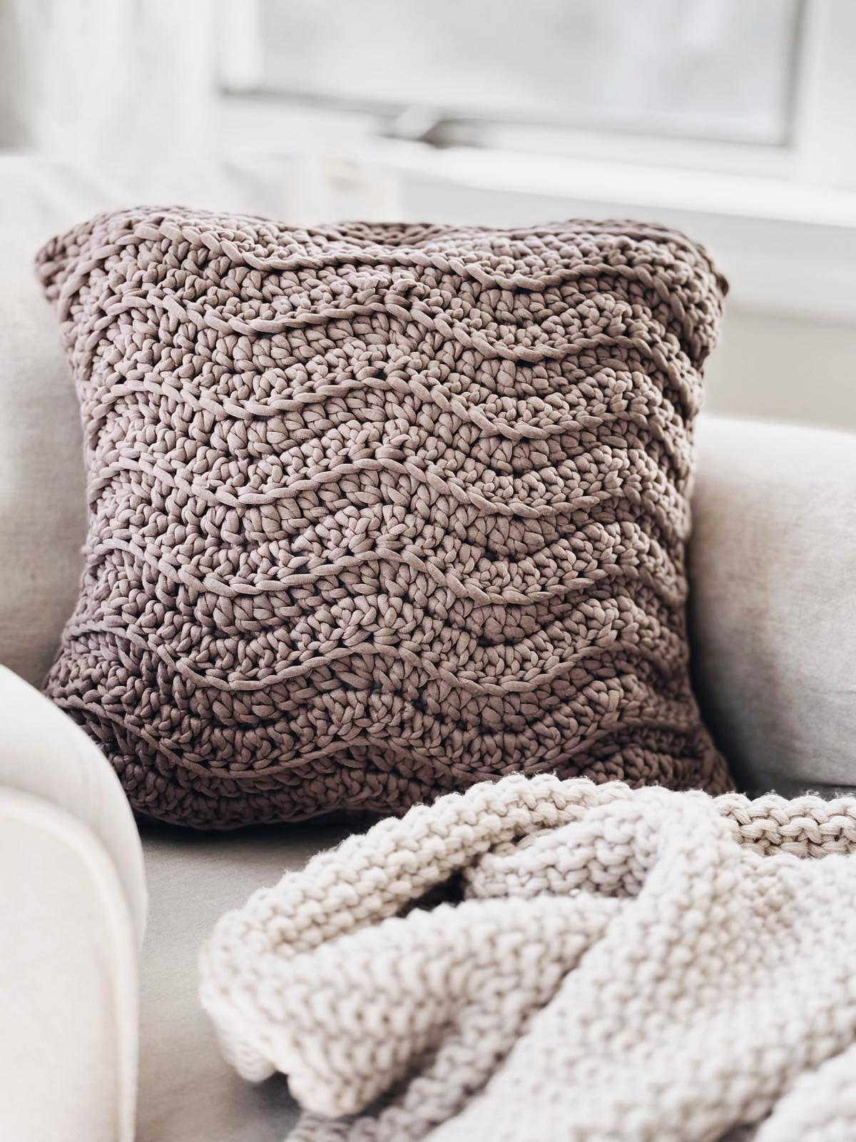 The Farfalla Pillow