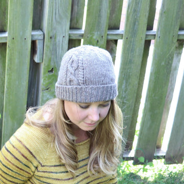 O Twist Hat