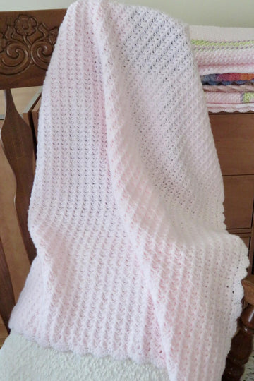 First Cuddles Baby Blanket Crochet Pattern - Lion Brand Baby Soft (DK Weight)