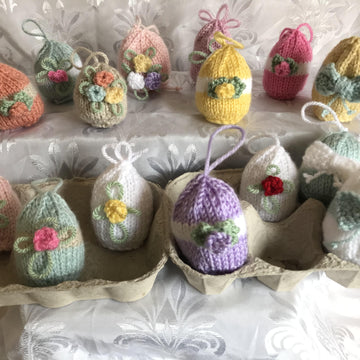 EASTER TREE EGGS HOME DECOR CHOCOLATE EGG COVER KNITTING PATTERN