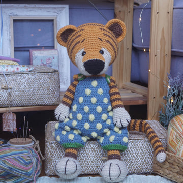Crochet Pattern Bobble overalls for toys