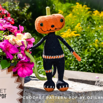 Mr Pumpkin amigurumi doll