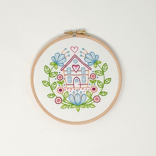 Creative World Of Craft Home Sweet Home Printed Embroidery Kit - 6"