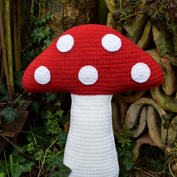 Tubby Toadstool (crochet pattern)