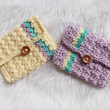 Textured Coin Purse Clutch