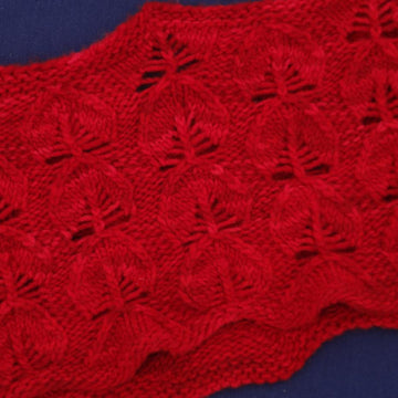 Bleeding Hearts Cowl