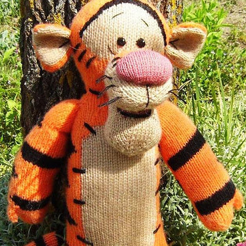Knitted Tigger Winnie's friend
