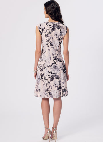 McCall's Misses'/Miss Petite Sleeveless or Raglan Sleeve, Fit and Flare Dresses M7349 - Sewing Pattern