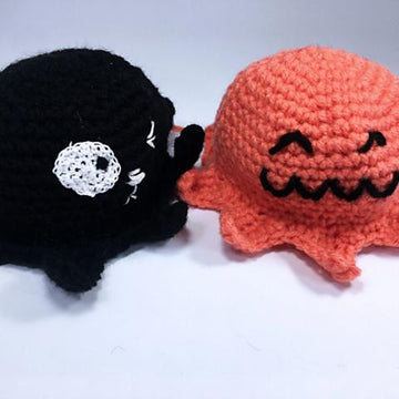 Free Reversible Cat Octopus Halloween Toy