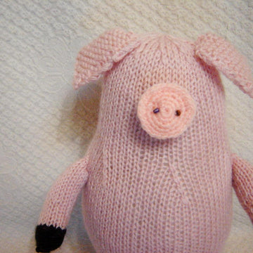 Knit pink pig, DIY Stuffed Animal