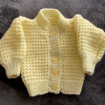 Lark Unisex Baby Set Knitting Pattern 3-18 months approx