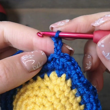 Simple 3D flower keyring
