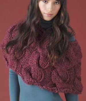 Cabled Capelet in Lion Brand Homespun - 60486A