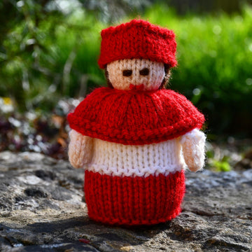 Tudor Cardinal Doll Knitting Pattern - Toy Knitting Pattern