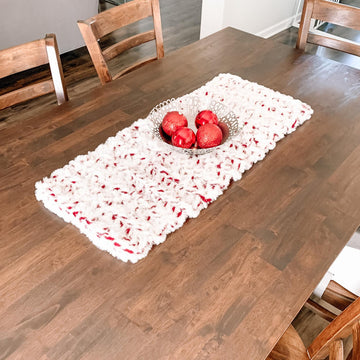 Peppermint Swirl Table Runner