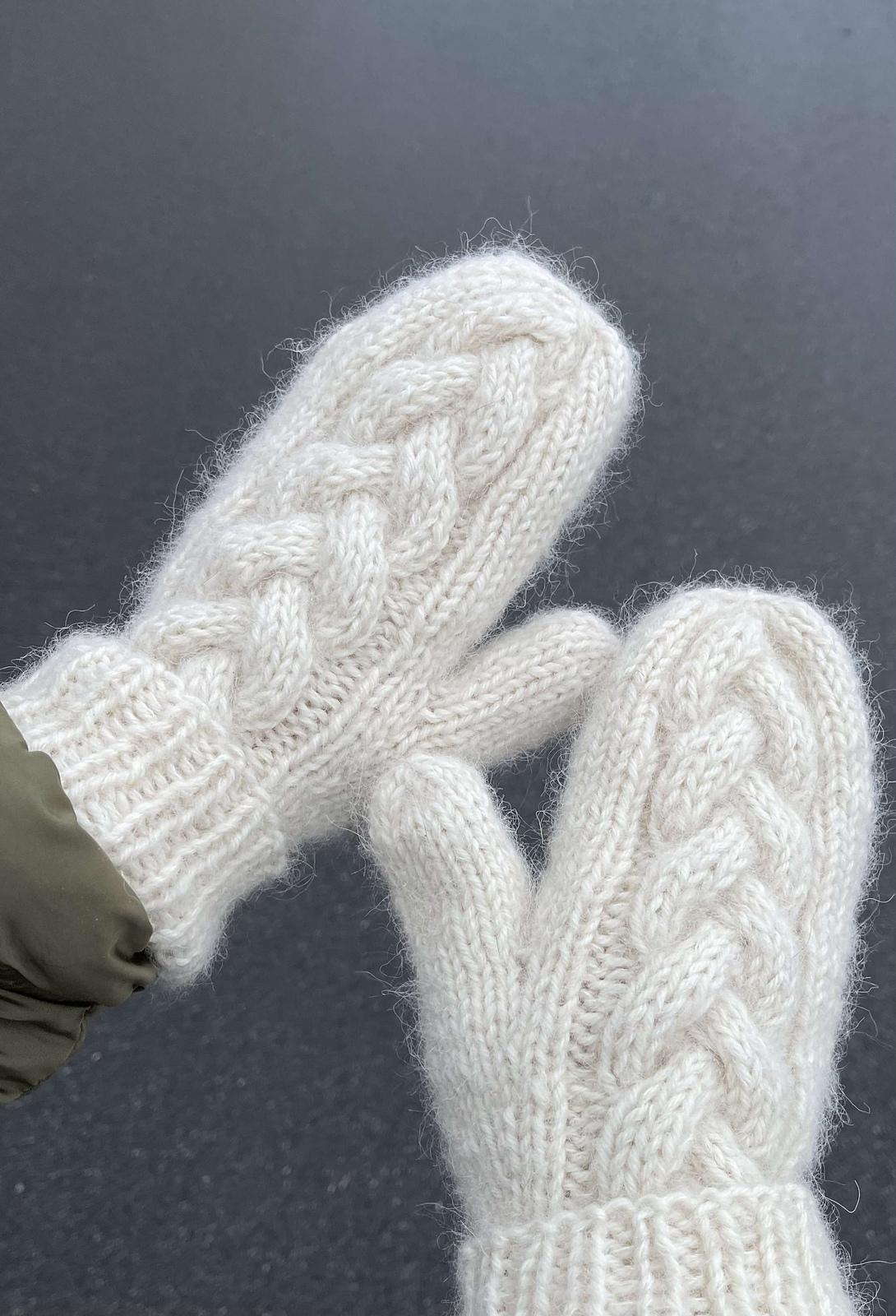 Aviaja mittens