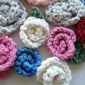 606, KNITTED rolled rose, and leaf