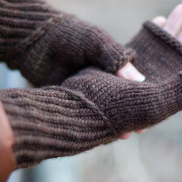 Spiral Staircase Mitts