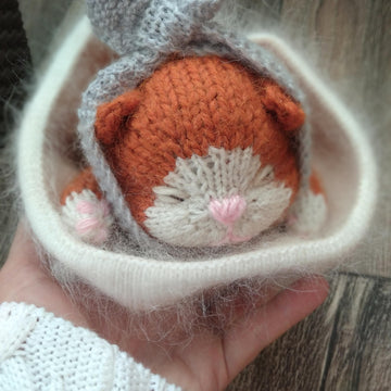 Sleepy Kitten Knitting Pattern | Scottish Fold Cat Toy PDF