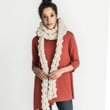 Oslo Jumbo Boa in Blue Sky Fibers Woolstok Jumbo - 201823 - Downloadable PDF