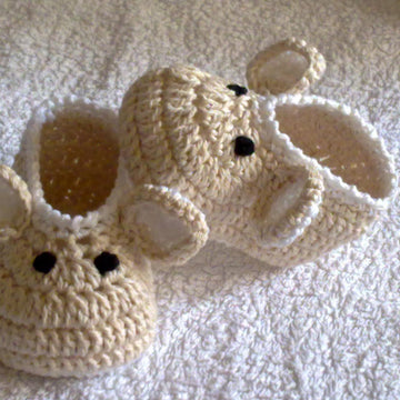Mouse baby shoes