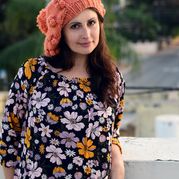 Bobbul knit hat with bobbles