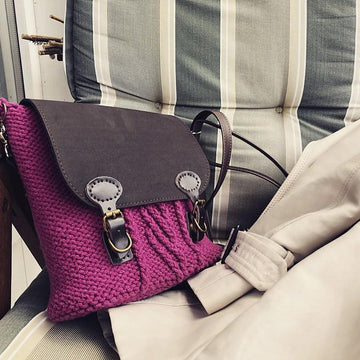 City Friend Messenger Bag