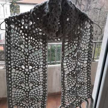 Fanny Scarf with fringe