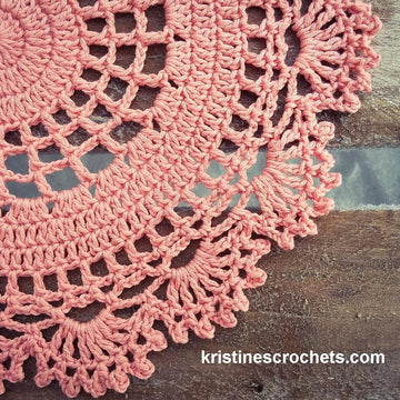 Peachy Peaks Doily Written Pattern