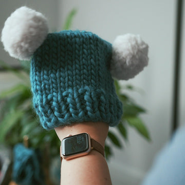 Super Chunky Double Pom-pom Hat