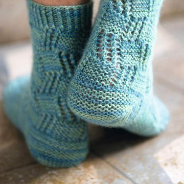 Cuboid socks