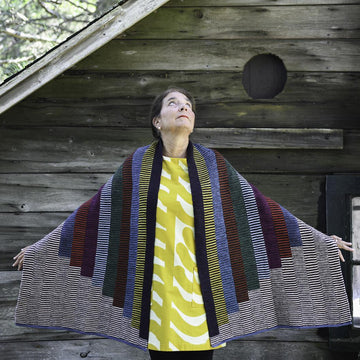 Stepwise shawl