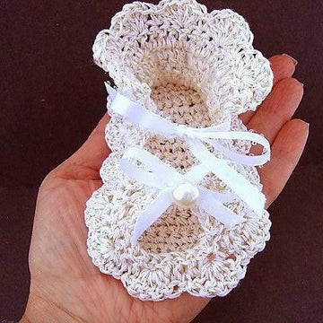 531 BABY GIRL CHRISTENING BOOTIES CROCHET PATTERN