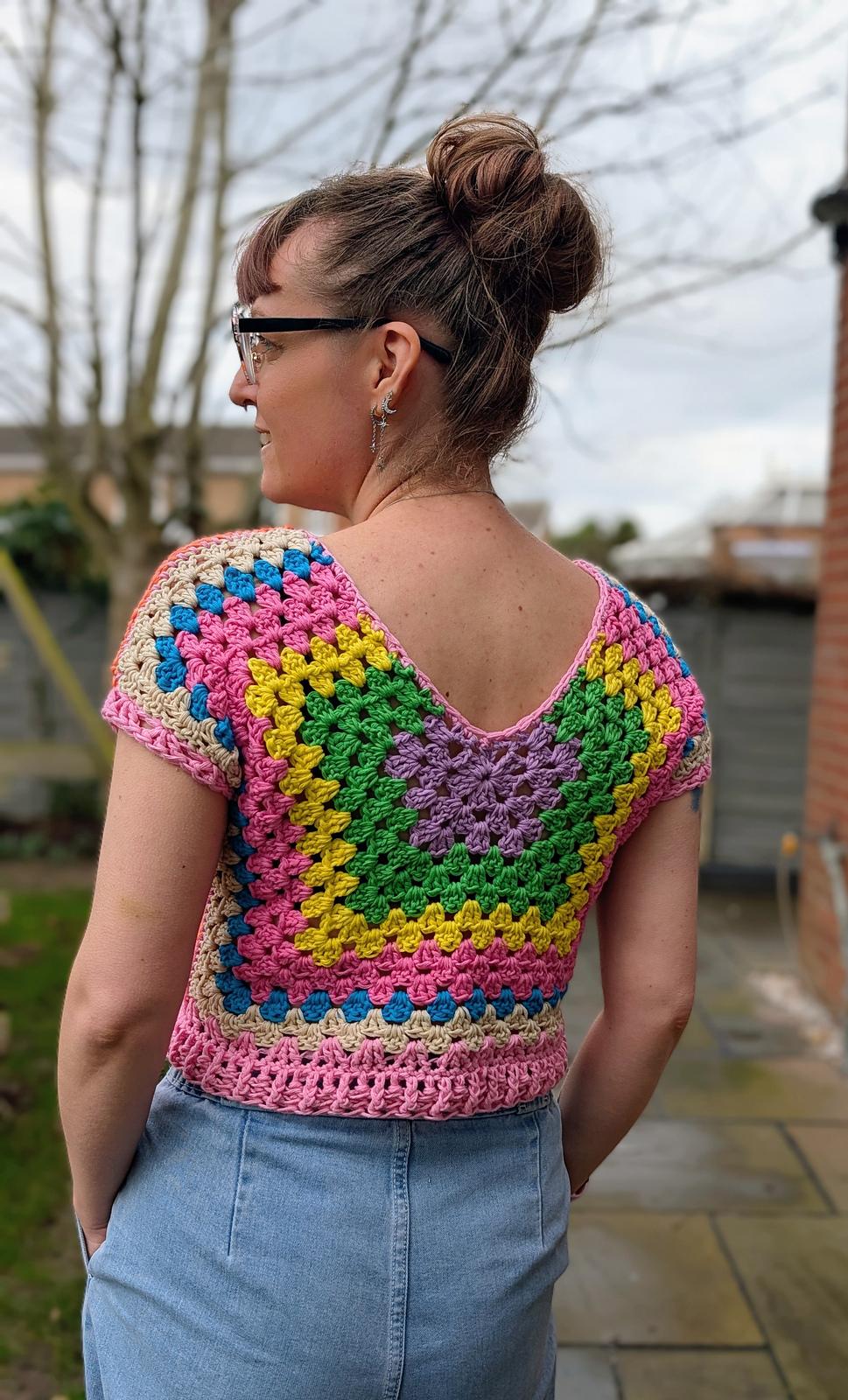The Hexi Twist Tee