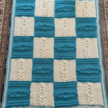 Cable Love Throw