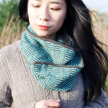Sweet Tweed Cowl